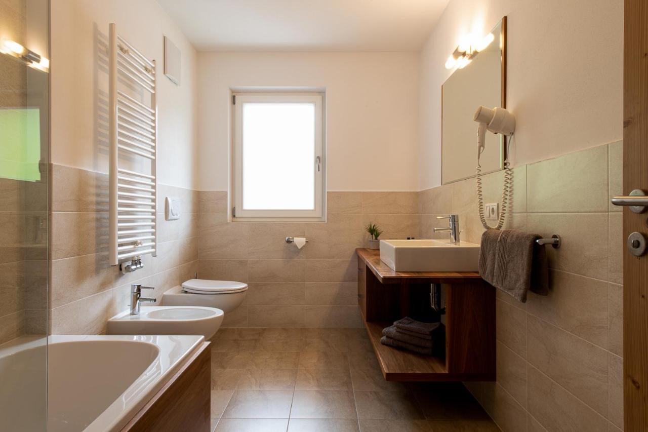 Apartments Sunela เซลวาดีวัลการ์เดนา ภายนอก รูปภาพ