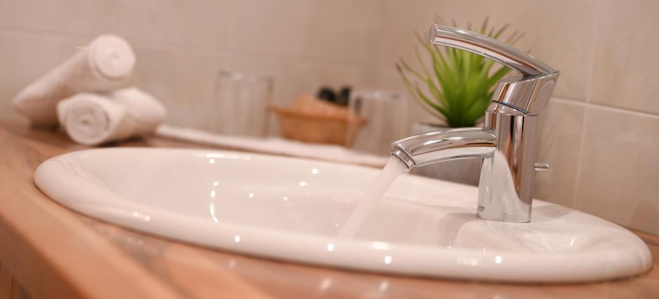 Apartments Sunela เซลวาดีวัลการ์เดนา ภายนอก รูปภาพ